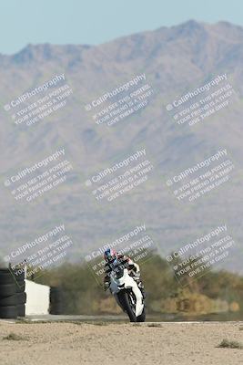 media/Oct-30-2025-Racers Edge (Thu) [[dabbdaf680]]/2-A Group/Session 2 (Turn 16)/